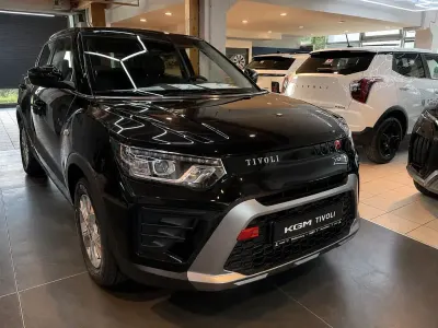 Neu KGM Tivoli 163 PS (119 kW) 2026 Schwarz SUV