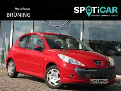 Gebraucht Peugeot 206+ 75 PS (55 kW) 2009 Rot Kleinwagen