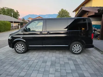 Gebraucht VW Multivan Highline 179 PS (131 kW) 2012 Schwarz Van / Kleinbus