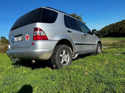 Mercedes ML320