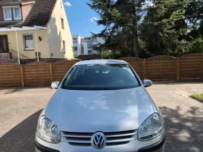 Gebraucht VW Golf IV 90 PS (66 kW) 2005 Grau Kleinwagen