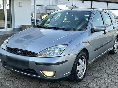 Occasion Ford Focus 100 PK (73 kW) 2005 Grijs Hatchback