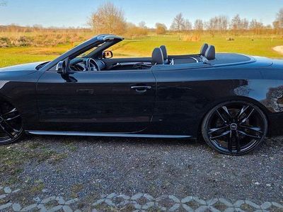 Usata Audi Cabriolet S-Line 264 CV (194 kW) 2011 Nero Cabrio