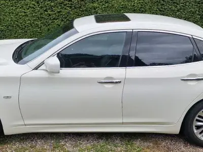 Gebraucht Infiniti Q70 Premium 364 PS (267 kW) 2014 Weiß Limousine