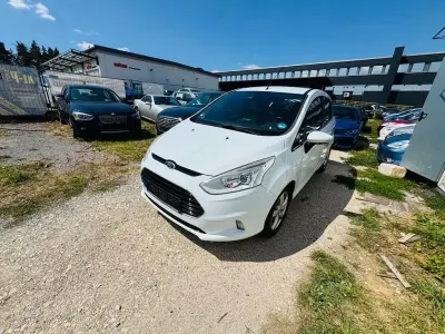 Gebraucht Ford B-MAX Titanium 125 PS (91 kW) 2013 Weiß Van / Kleinbus