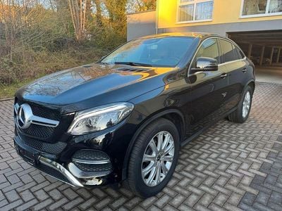 Gebraucht Mercedes GLE400 333 PS (244 kW) 2017 Schwarz SUV