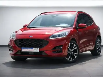 Gebraucht Ford Kuga ST-Line X 224 PS (164 kW) 2021 Lucidrot metallic (metallic) SUV