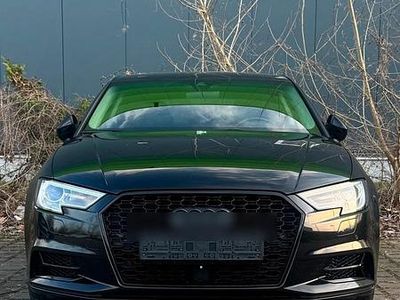 Gebraucht Audi A3 Sport 184 PS (135 kW) 2018 Schwarz Limousine