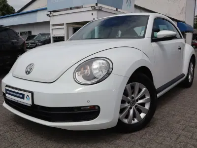 Gebraucht VW Beetle 105 PS (77 kW) 2014 Pure white Kleinwagen