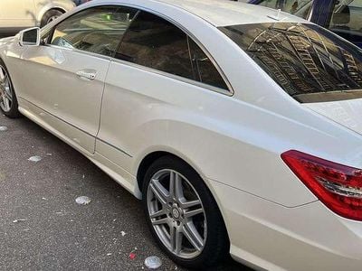 Mercedes E200