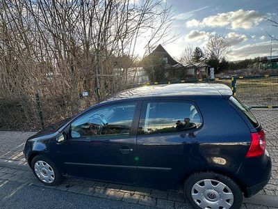 Gebraucht VW Golf V 75 PS (55 kW) 2004 Blau Kleinwagen