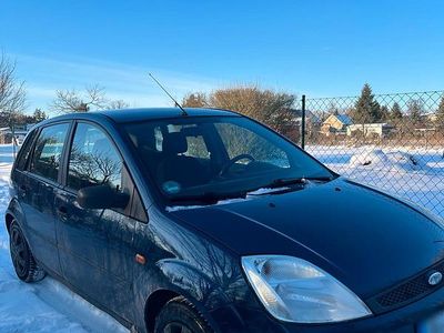 Gebraucht Ford Fiesta 81 PS (59 kW) 2003 Blau Kleinwagen