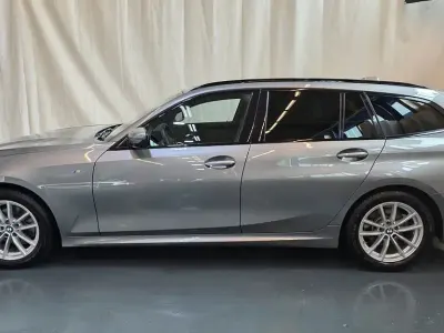 Gebraucht BMW 320 M Sport 190 PS (139 kW) 2024 Grau Kombi