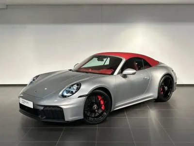 Gebraucht Porsche 992 541 PS (397 kW) 2025 Silber Cabrio