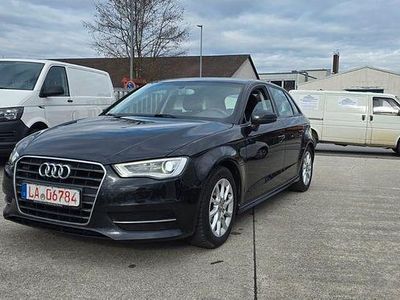 Gebraucht Audi A3 Attraction 110 PS (80 kW) 2014 Schwarz Limousine