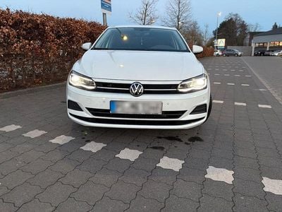 Second-hand VW Polo 90 CP (66 kW) 2019 Alb Hatchback