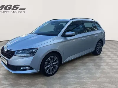 Gebraucht Skoda Fabia 95 PS (69 kW) 2022 Brilliantsilber metallic Kleinwagen