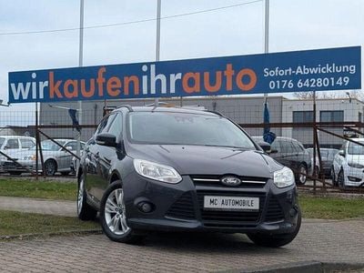 Gebraucht Ford Focus Trend 125 PS (91 kW) 2011 Grau Kombi