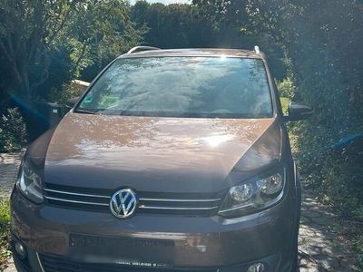 VW Touran Cross