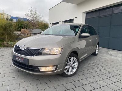 Usata Skoda Rapid Drive 105 CV (77 kW) 2014 Beige Utilitaria