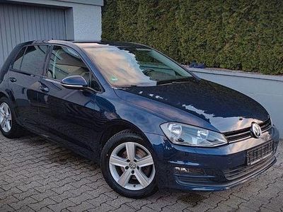 Gebraucht VW Golf VII Comfortline 140 PS (102 kW) 2013 Blau Limousine
