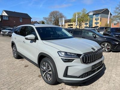 Neu Skoda Kodiaq Selection 150 PS (110 kW) 2026 Grau SUV
