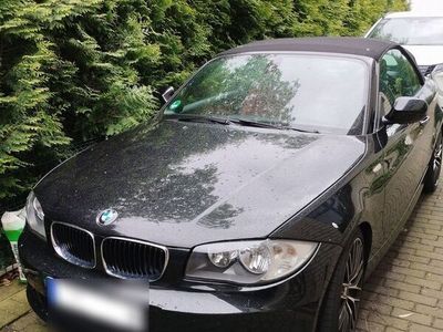 gebraucht BMW 118 Cabriolet i - schwarz/rot