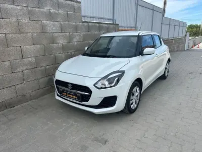 Usata Suzuki Swift 83 CV (61 kW) 2023 Bianco Utilitaria