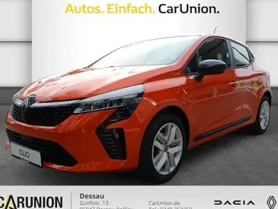Neu Renault Clio V Evolution 67 PS (49 kW) 2025 Valenciaorange metallic Limousine