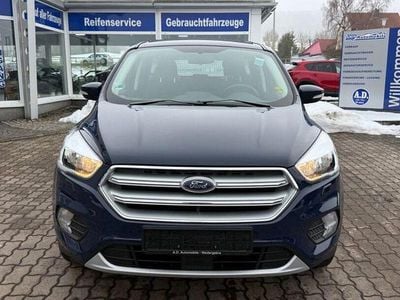 Second-hand Ford Kuga Trend 182 CP (133 kW) 2017 Albastru SUV