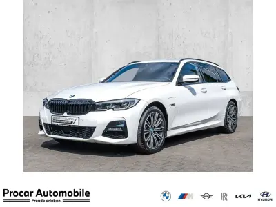 Gebraucht BMW 330 M Sport 184 PS (135 kW) 2022 Weiß Limousine