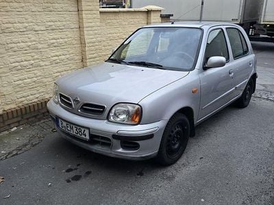 Gebraucht Nissan Micra 60 PS (44 kW) 2002 Silber Kleinwagen