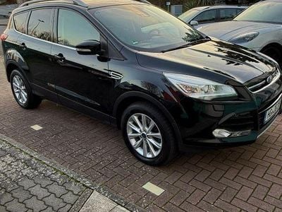 Gebraucht Ford Kuga Titanium 182 PS (133 kW) 2015 Schwarz SUV