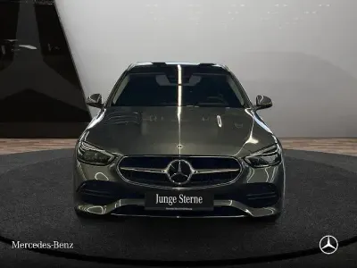 Gebraucht Mercedes C300 265 PS (194 kW) 2023