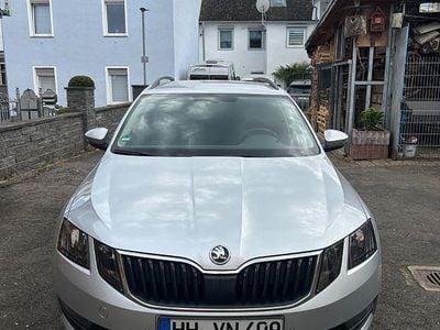 Second-hand Skoda Octavia Soleil 150 CP (110 kW) 2019 Argintiu Break