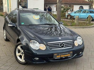 Gebraucht Mercedes C320 Elegance 218 PS (160 kW) 2005 Blau Coupé
