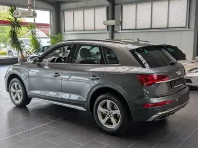 Gebraucht Audi Q5 S-Line 204 PS (150 kW) 2023 Grau SUV