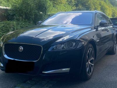 gebraucht Jaguar XF Sportbrake 20d AWD 180PS Prestige Auto. P...