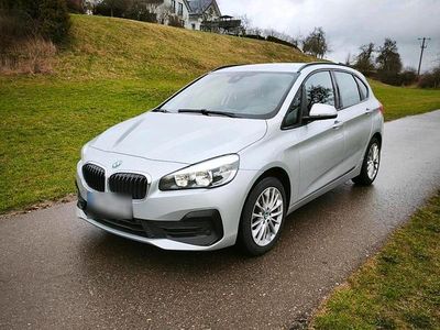Gebraucht BMW 216 Active Tourer 116 PS (85 kW) 2018 Silber Van / Kleinbus