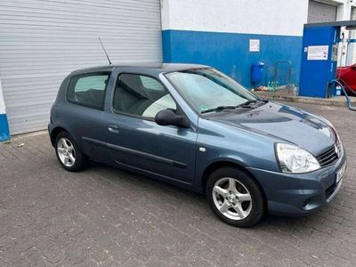 Renault Clio II