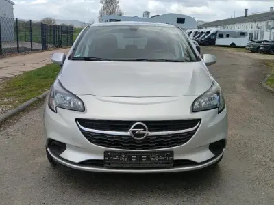 Usado Opel Corsa Edition 90 HP (66 kW) 2015 Prateado Citadino