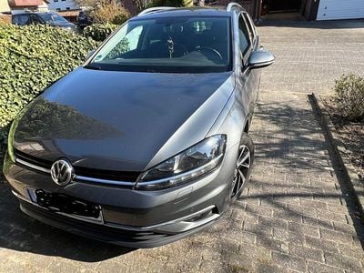 Gebraucht VW Golf VII Join 116 PS (85 kW) 2019 Grau Kombi