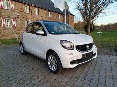 Gebraucht Smart ForFour Passion 71 PS (52 kW) 2017 Weiß Kleinwagen