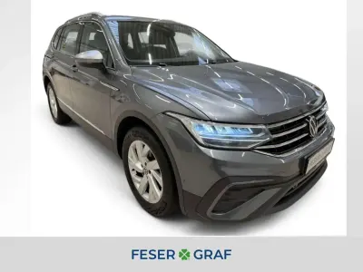 Gebraucht VW Tiguan Allspace Life 150 PS (110 kW) 2023 Platinumgrey SUV