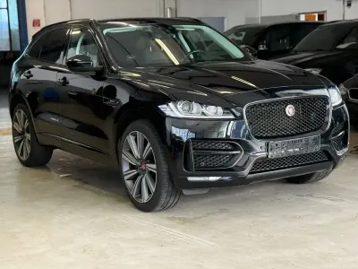 Gebraucht Jaguar F-Pace R-Sport 179 PS (131 kW) 2017 Schwarz SUV