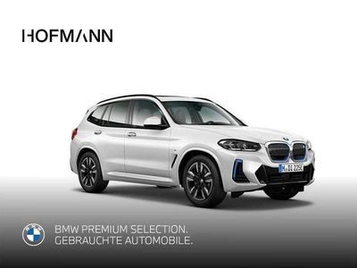 Gebraucht BMW iX3 Shadowline 210 kW (286 PS) 2023 Mineralweiß metallic SUV