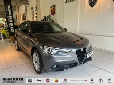 Gebraucht Alfa Romeo Stelvio Veloce 209 PS (153 kW) 2022 Grau SUV