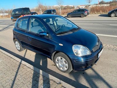Gebraucht Toyota Yaris 87 PS (63 kW) 2005 Blau Kleinwagen