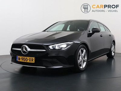Gebraucht Mercedes CLA200 Shooting Brake Business 150 PS (110 kW) 2022 Schwarz Kombi