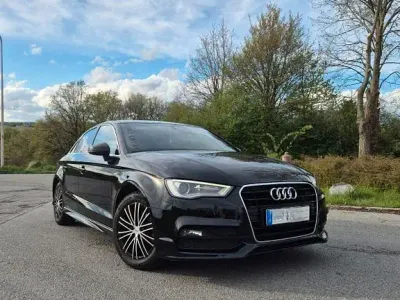 Używany Audi A3 S-Line 140 KM (102 kW) 2015 Czarny Sedan/Limuzyna